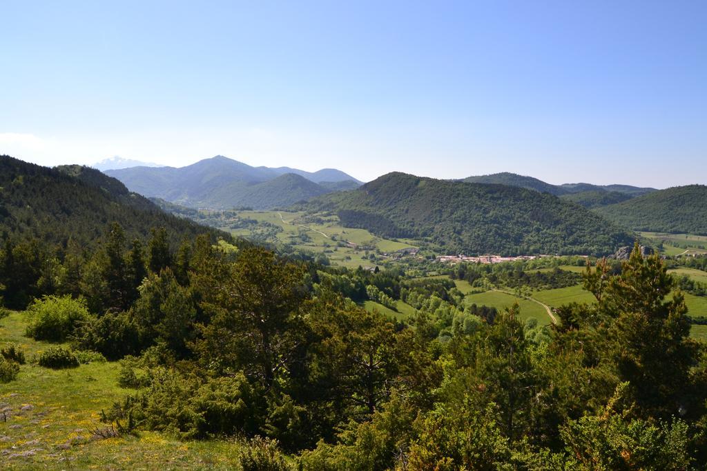 ホテルCamping La Mare Aux Fees Roquefeuil エクステリア 写真
